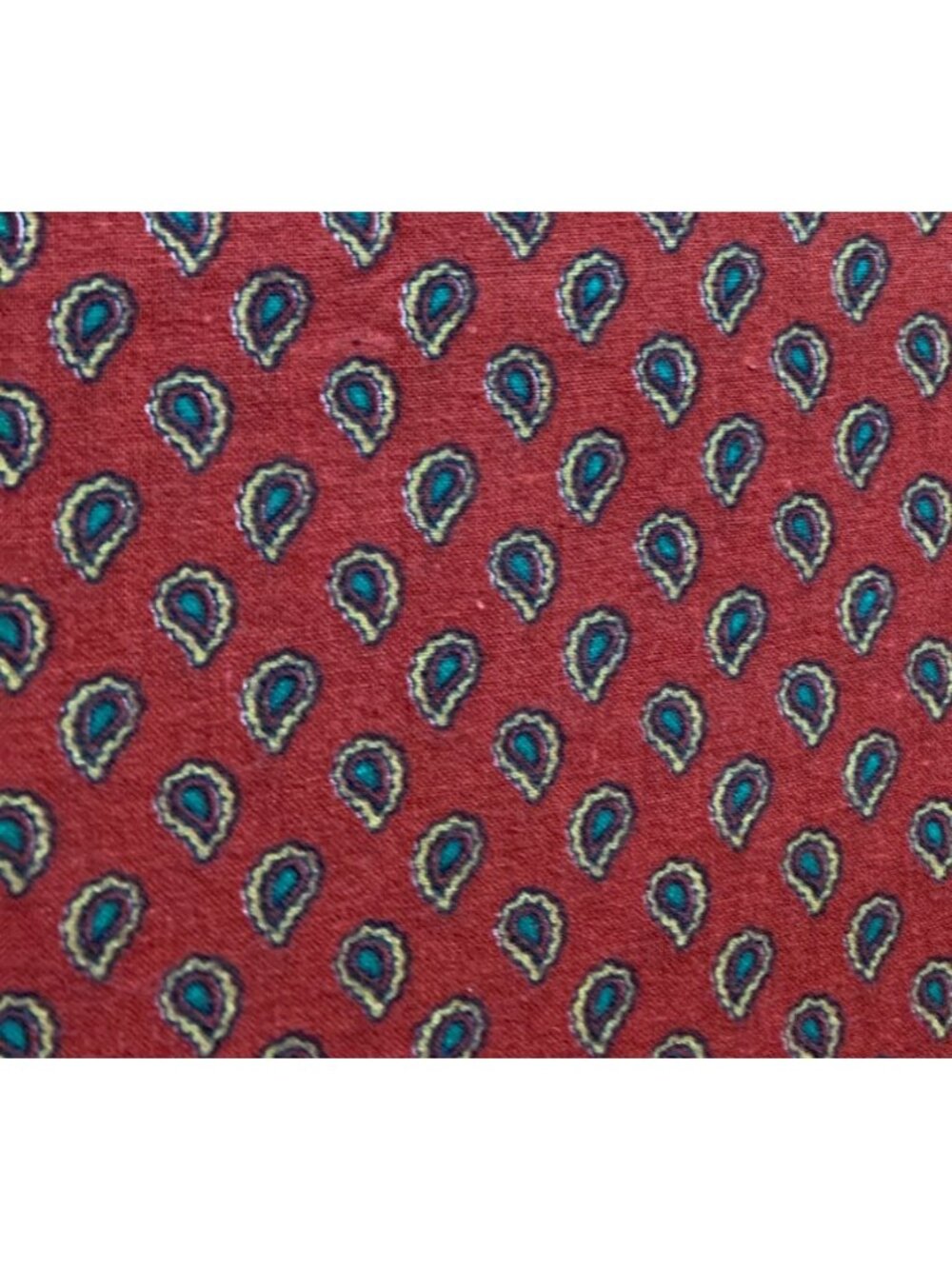Manes Fabrics Co. Cotton Paisley Red Fabric 1/2 yard x 42" Quilting Sewing
